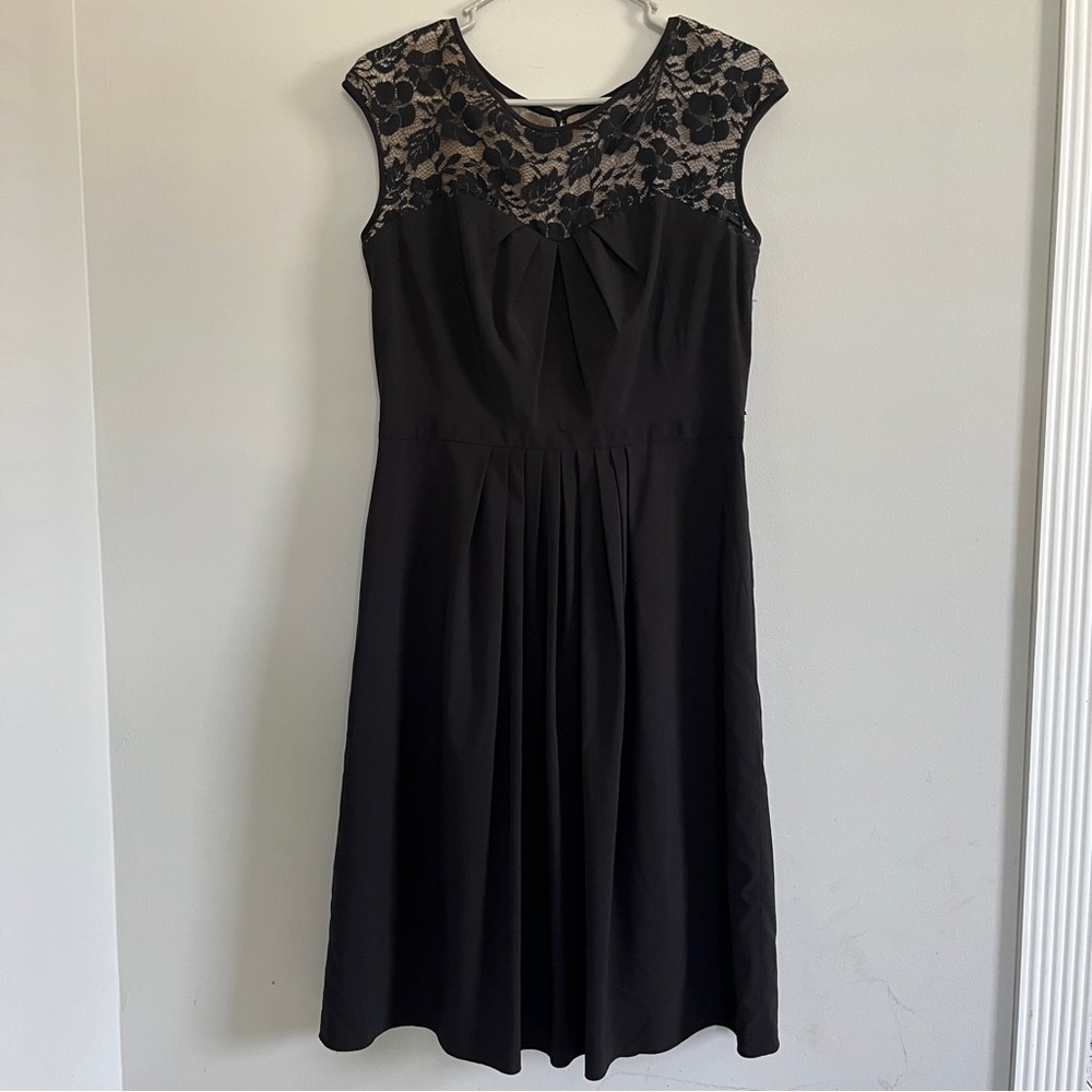 Adrianna Papell Black Pleated Midi Dress